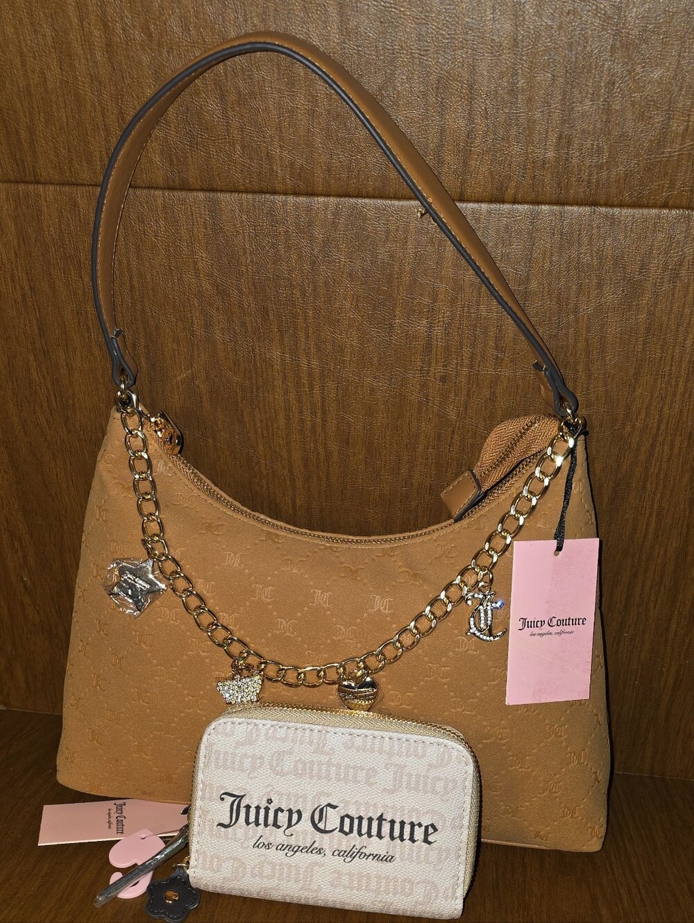 ✨ NWT Juicy Couture Matching Handbag & Wallet 2-Piece Set ✨ 

Brand new with tag